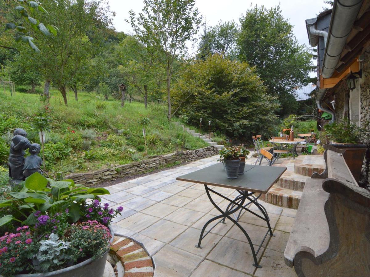 Cozy Apartment In Immerath With Fishing Near Zewnętrze zdjęcie