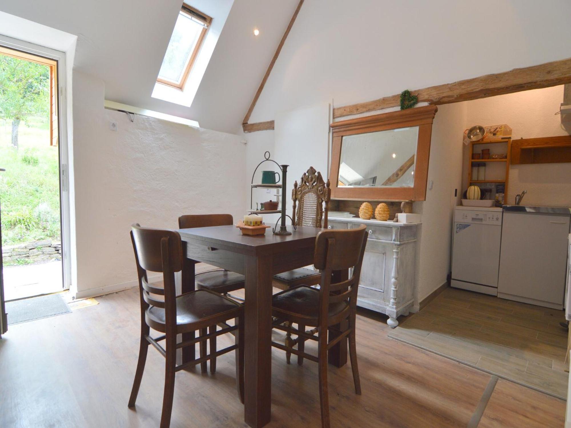 Cozy Apartment In Immerath With Fishing Near Zewnętrze zdjęcie