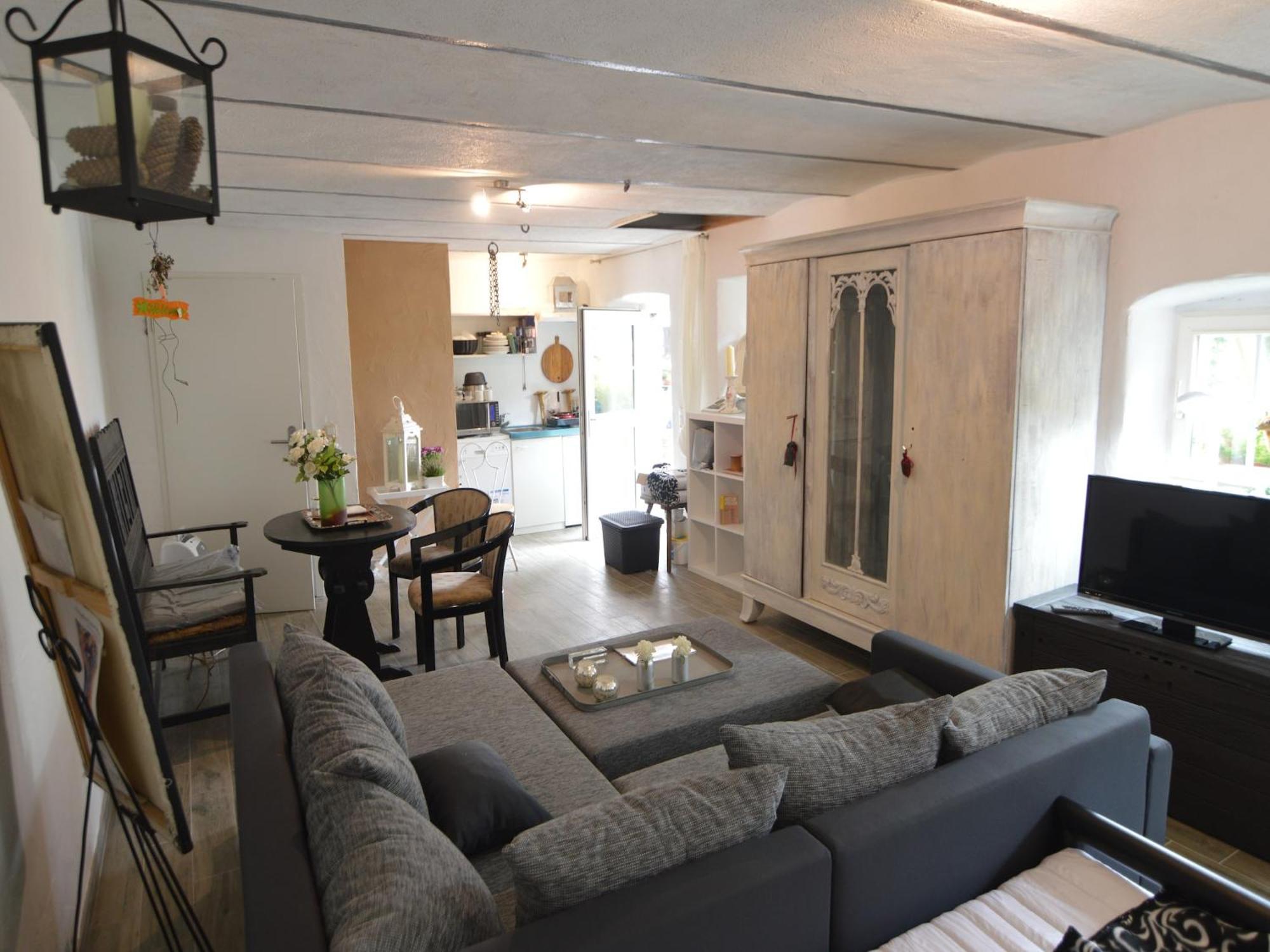 Cozy Apartment In Immerath With Fishing Near Zewnętrze zdjęcie