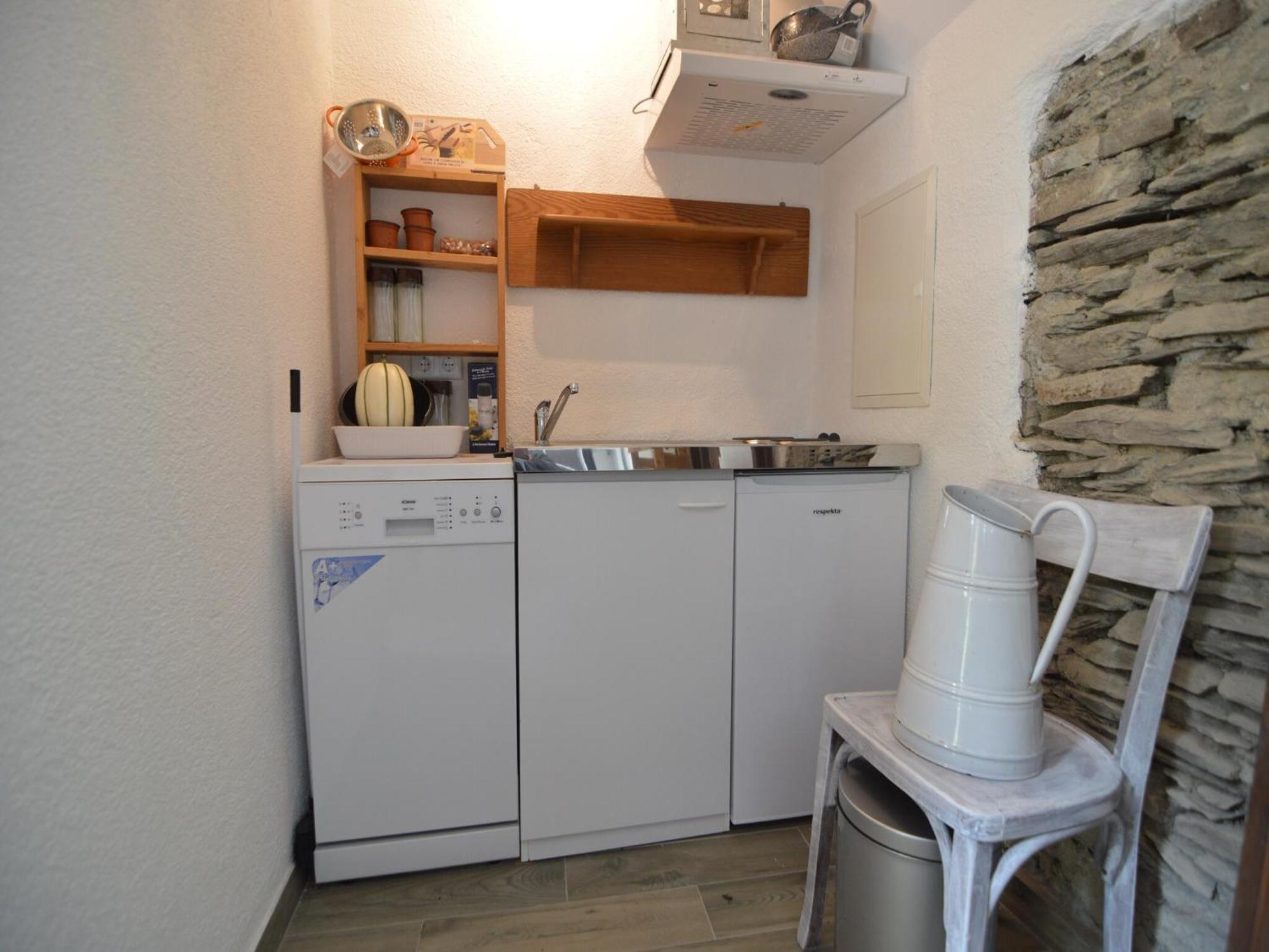 Cozy Apartment In Immerath With Fishing Near Zewnętrze zdjęcie