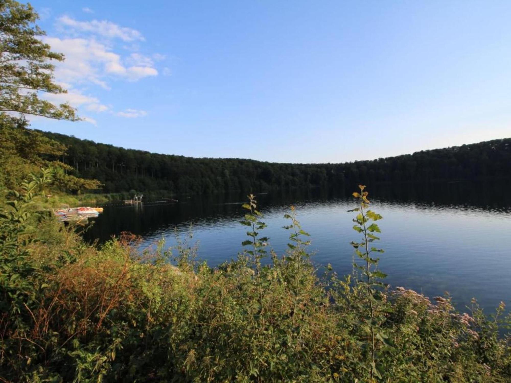 Cozy Apartment In Immerath With Fishing Near Zewnętrze zdjęcie