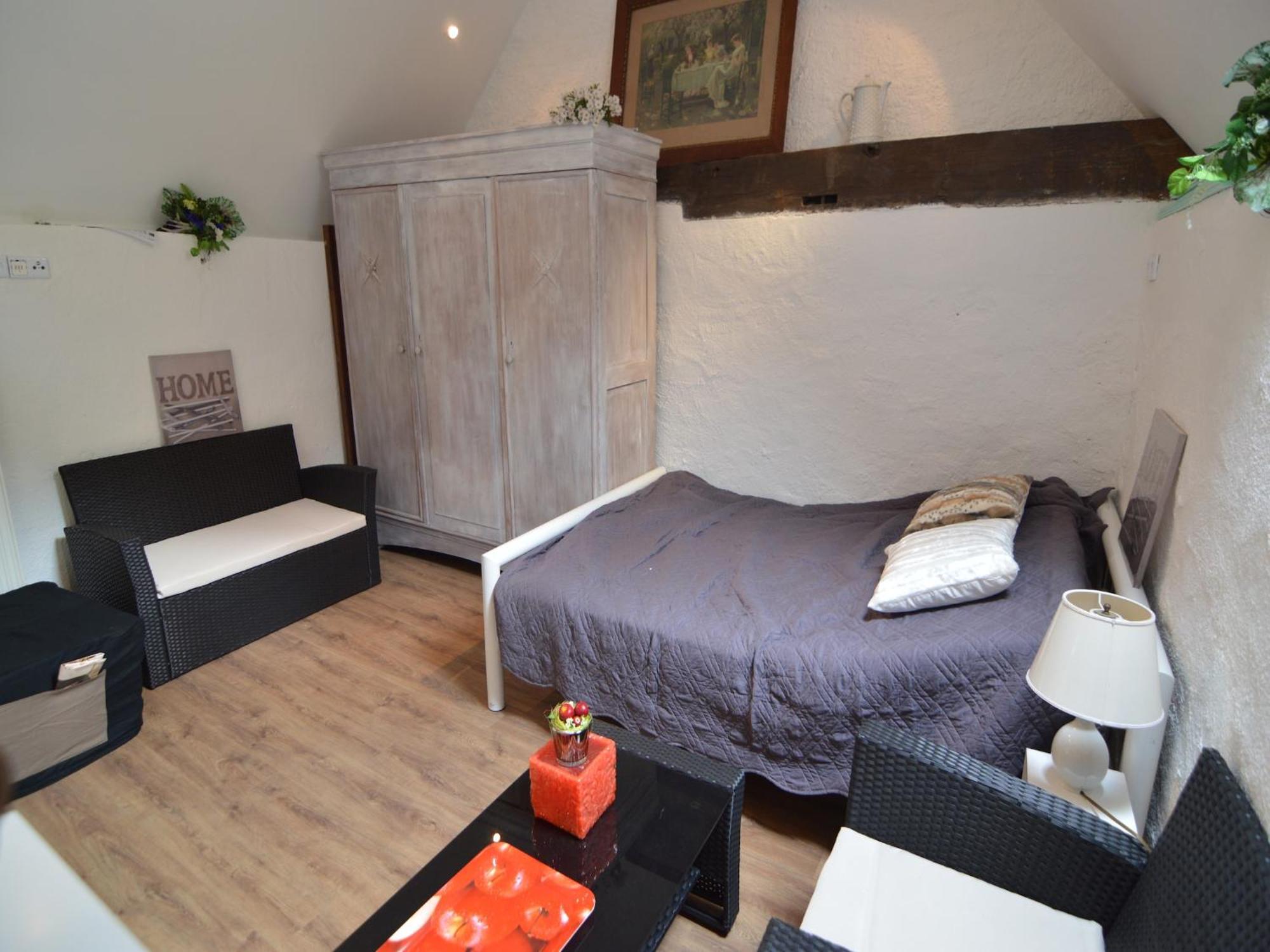 Cozy Apartment In Immerath With Fishing Near Zewnętrze zdjęcie
